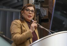 Autoriza la Permanente licencia a la diputada Margarita Vélez De la Rocha