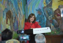 REALIZA DIF CAJEME SEGUNDA ENTREGA DE APARATOS AUDITIVOS PARA ADULTOS MAYORES