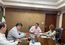 ATESTIGUA ALCALDE FIRMA DE CONVENIO DE ITESCA Y SINDICATO NACIONAL DE TRABAJADORES DEL SEGURO SOCIAL