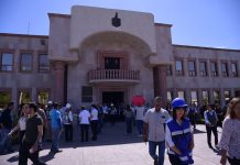 REALIZAN EVACUACIÓN EXITOSA POR HIPÓTESIS DE INCENDIO EN PALACIO MUNICIPAL