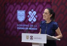 SHEINBAUM: EL ZÓCALO ES EL CENTRO CULTURAL Y POLÍTICO DEL PAÍS Y ESTÁ ABIERTO A TODAS LAS ENTIDADES DE LA REPÚBLICA