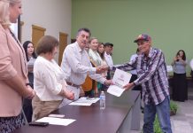 BRINDA LAMARQUE CANO CERTEZA JURÍDICA A CIEN FAMILIAS DE VARIAS COLONIAS