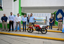 PREMIA OOMAPAS DE CAJEME A USUARIOS CUMPLIDOS EN EL MES DEL PADRE