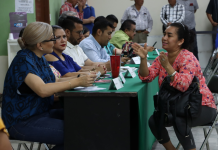 BENEFICIA PRESIDENTE MUNICIPAL A FAMILIAS DE CAJEME