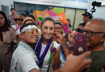 ’’CLAUDIA VIENE ARRASANDO FUERTE’’: EN BAJA CALIFORNIA SUR, SIMPATIZANTES MUESTRAN APOYO A CLAUDIA SHEINBAUM
