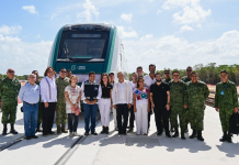 VIDEO | LÓPEZ OBRADOR CELEBRA LLEGADA DEL PRIMER VAGÓN DEL TREN MAYA A CANCÚN