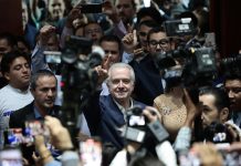 OPOSICIÓN INICIA SU CARRERA A LAS PRESIDENCIALES ENTRE POLÉMICA Y DIVERGENCIAS