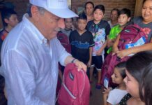 BENEFICIAN CON ÚTILES ESCOLARES A NIÑAS Y NIÑOS POR REGRESO A CLASES