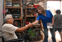 BENEFICIA DIF CAJEME A FAMILIAS CON ENTREGA DE SILLAS DE RUEDAS