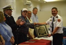 RECONOCE LAMARQUE CANO A BOMBEROS EN SU DÍA