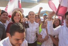 CON EL RITMO DE LOS ALEGRES SONES JAROCHOS, VERACRUZ LE DA LA BIENVENIDA A CLAUDIA SHEINBAUM