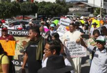 REPORTEROS MARCHAN TRAS OLA DE ATAQUES A COLEGAS EN GUERRERO