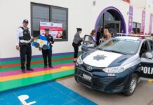 VISITAN POLICÍAS MUNICIPALES A NIÑAS Y NIÑOS DEL INSTITUTO LEARN AND FUN