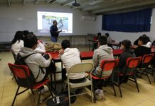 IMPARTE PROGRAMAS PREVENTIVOS PLÁTICA SOBRE PREVENCIÓN DEL DELITO EN VIOLENCIA ESCOLAR