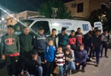 CANALIZA POLICÍA MUNICIPAL A GRUPO DE INMIGRANTES PARA SU RESGUARDO