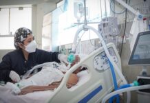 ALERTA: TLAXCALA REPORTA EL PRIMER FALLECIMIENTO POR SÍNDROME DE GUILLAIN-BARRÉ Imagen ilustrativa de paciente en camilla de hospital | Internet