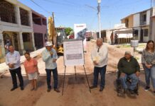 DA LAMARQUE CANO BANDERAZO A PAVIMENTACIÓN EN CALLE VALLE DEL SOYA