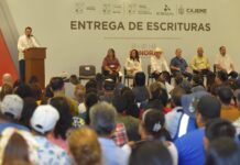 PRESENCIA JAVIER LAMARQUE ENTREGA DE ESCRITURAS A FAMILIAS DEL RODEO 3 Y SAN IGNACIO RÍO MUERTO