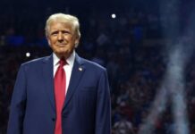 «Nadie entiende ni una palabra de lo que dice este tipo»: las críticas de Trump al show de Bad Bunny en el Super Bowl