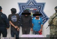 DETIENEN A TRES PERSONAS CON PRESUNTA DROGA EN LA COLONIA LAS HACIENDAS