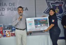 RECONOCE PRESIDENTE LAMARQUE A MADRES POLICÍAS Y PERSONAL DE LA SSPM