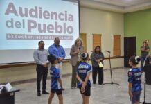 EN AUDIENCIA DEL PUEBLO APOYA ALCALDESA CLAUDIA SANTACRUZ A PEQUEÑAS GIMNASTAS AERÓBICAS