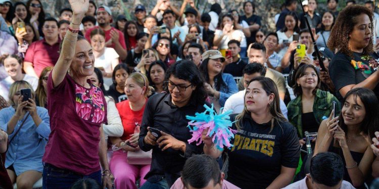 ‘’NO NOS VAMOS A CANSAR DE LUCHAR POR LAS, LOS Y LES JÓVENES: CLAUDIA SHEINBAUM