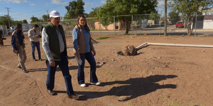 SUPERVISA LAMARQUE CANO OBRAS DE CARÁCTER SOCIAL EN PROCESO