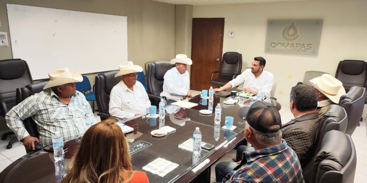 HISTÓRICA Y PRODUCTIVA VISITA DE AUTORIDADES YAQUIS AL OOMAPAS DE CAJEME