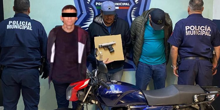 CAPTURAN ELEMENTOS DE LA SSPM A TRES SUJETOS POR PORTACIÓN DE ARMA DE FUEGO