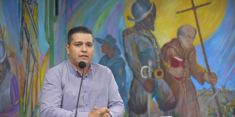 EXHORTA ECOLOGÍA A PRODUCTORES DEL VALLE DEL YAQUI EVITAR LA QUEMA DE GAVILLA