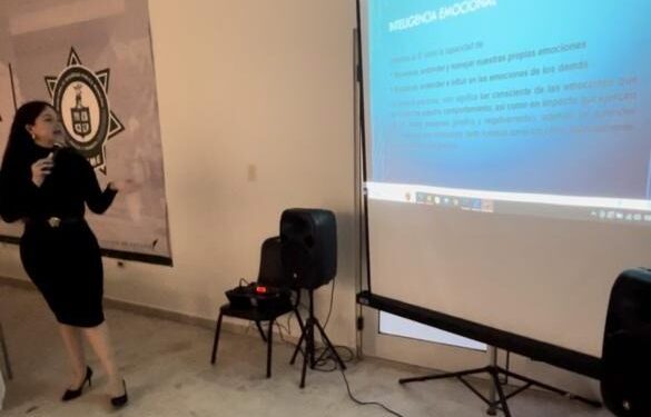 CAPACITAN A LAS Y LOS AGENTES DE LA SSPM EN EL MANEJO DE EMOCIONES