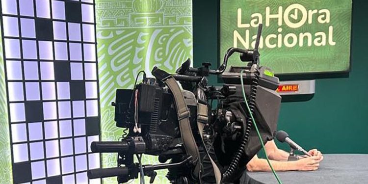 SEGOB MANTENDRÁ LA HORA NACIONAL TRAS SUGERENCIA DE LA CIRT DE SUSPENDER SU TRANSMISIÓN