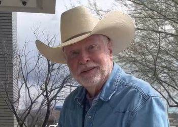 DECLARAN NULO JUICIO AL RANCHERO ACUSADO DE MATAR A UN MIGRANTE MEXICANO EN LA FRONTERA