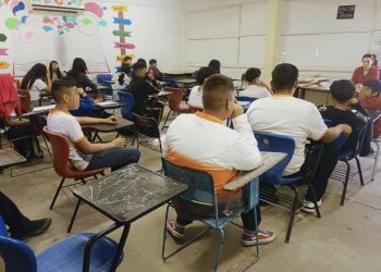 Escuelas de nivel básico reanudan clases en Sonora sin contratiempos
