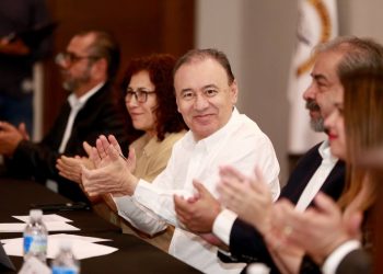 Asiste gobernador Durazo a inauguración de foro de Energía Nuclear y Uranio