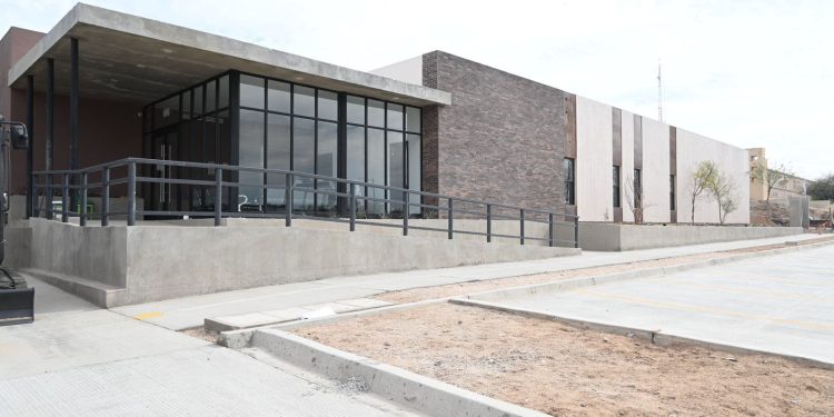 Avanza construcción de segunda etapa del Centro Estatal de Identificación Genética y Panteón Forense