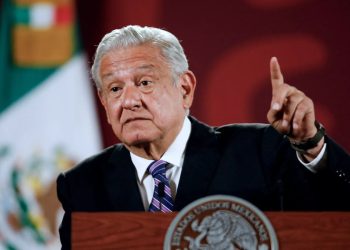 “Apoyemos la paz y la fraternidad universal”: AMLO tras ataque de Irán a Israel