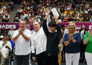 RINDE GOBIERNO MUNICIPAL DE CAJEME HOMENAJE PÓSTUMO A LUIS MIGUEL CASTRO ACOSTA