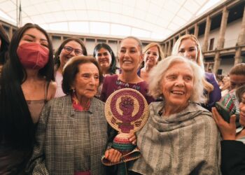 ES TIEMPO DE LAS MUJERES Y DE TRANSFORMACIÓN. NUNCA UN MÉXICO SIN NOSOTRAS: CLAUDIA SHEINBAUM SOSTIENE ENCUENTRO CON MEXICANAS DE TODO EL PAÍS