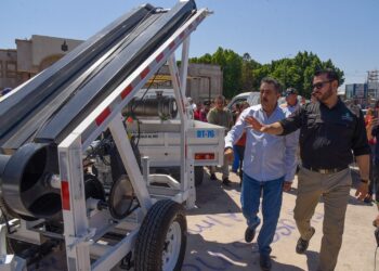 ENTREGA LAMARQUE CANO NUEVOS EQUIPOS DE CUBETEO A OOMAPASC