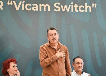 ALCALDE ACOMPAÑA A GOBERNADOR EN PROYECTO DE HOSPITAL DE VICAM