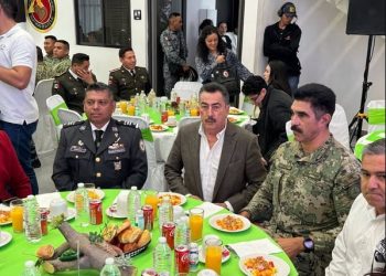 El presidente Javier Lamarque estuvo presente en la ceremonia del 112 aniversario del Día del Ejército Mexicano