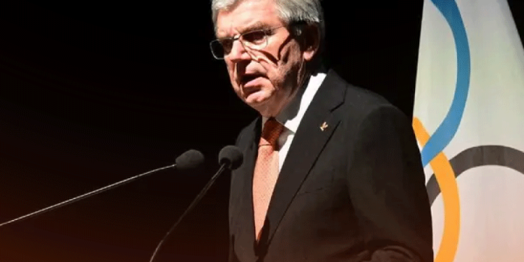 Policías salvan a niña de tres años que sufrió asfixia por atragantamiento