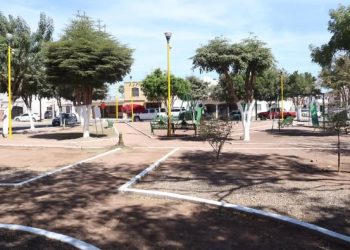 ALCALDE DE CAJEME ESTA PRESENTE EN REHABILITACIÓN DE PARQUE EN CASA BLANCA