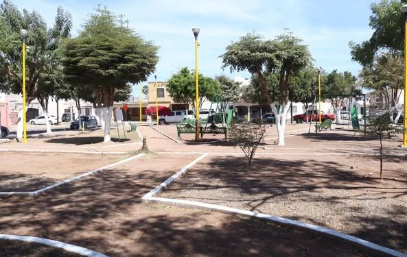 ALCALDE DE CAJEME ESTA PRESENTE EN REHABILITACIÓN DE PARQUE EN CASA BLANCA