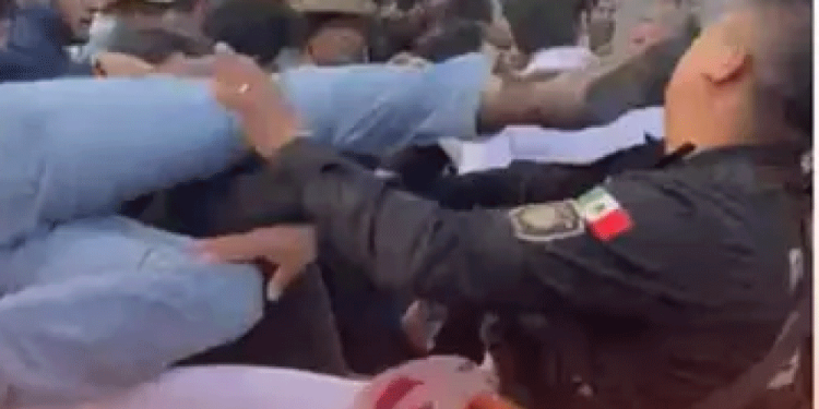 Christian Nodal se divierte con apodo ‘El Golfo de México’ y responde así