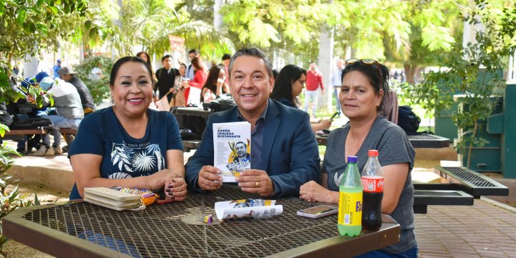 Aarón Grageda inicia campaña rumbo a la Rectoría de la Universidad de Sonora en campus Navojoa con un proyecto transformador.