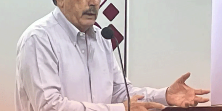 Javier Lamarque: Se creará un auditorio en la Laguna de Náinari