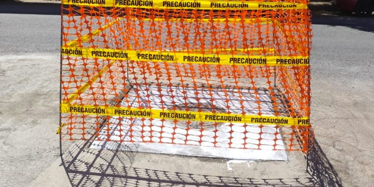 Instalación de brocal sanitario por calle Sinaloa y Profesor Miguel C. Higuera en Col. Municipio Libre.